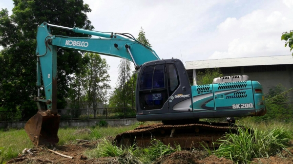 ขาย 1,595,000 KOBELCO sk 200-8 yn-11 ทำงาน 15,559 ชม.เครื่องดี ปั้มแรง ไฟฟ้าครบ เล่มทะเบียนรถสวยพร้อมใช้เอกสารพร้อมโอน 090-772-3710 090-772-3708