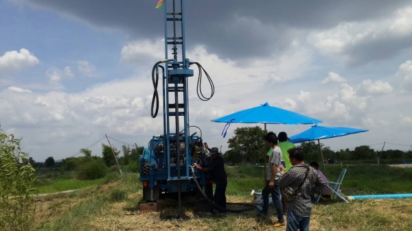 ขายเครื่องเจาะน้ำ พร้อมรถTOYOTA BU 3000 พร้อมก้านเจาะ 100 เมตร อุปกรณ์ครบ ต่อรองราคาได้ ขายเครื่องเจาะน้ำ พร้อมรถTOYOTA BU 3000 พร้อมก้านเจาะ 100 เมตร อุปกรณ์ครบ ต่อรองราคาได้