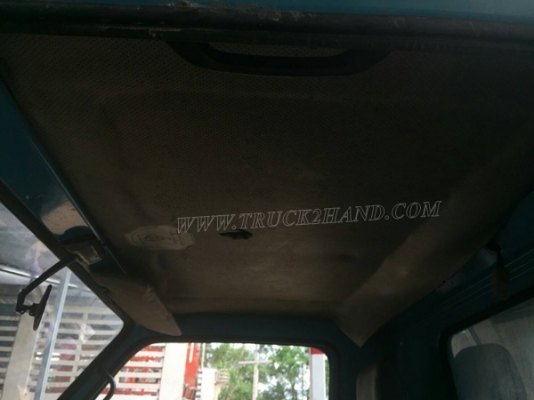 ISUZU 6 ล้อ กระบะดัมพ์ 88 แรงม้า  ปีจดทะเบียน 2544