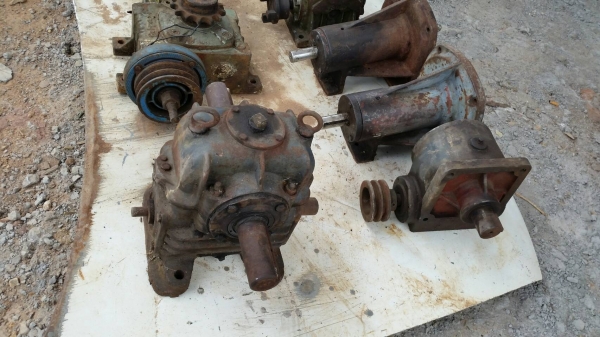 ขาย มอเตอร์เกียร์ทด จำนวนมาก เฟืองเกียร์ทด เก่าญี่ปุ่น มีหลายขนาด ราคา 2,500 - 4,800 บาท ขาย มอเตอร์เกียร์ทด จำนวนมาก เฟืองเกียร์ทด เก่าญี่ปุ่น มีหลายขนาด ราคา 2,500 - 4,800 บาท