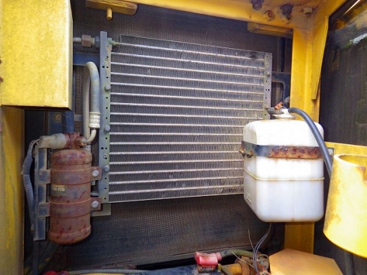 ขายรถขุดเก่าญี่ปุ่น kobelco sk120-1มาร์คทรี รถมาถึงเมืองไทยเร็วๆนี้ สนใจติดต่อสอบถาม 092-3309229 อีด