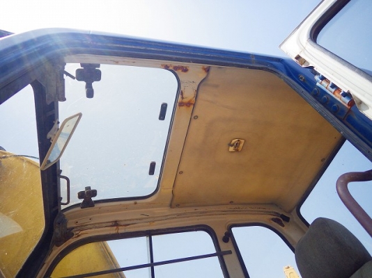 ขายรถขุดเก่าญี่ปุ่น kobelco sk120-1มาร์คทรี รถมาถึงเมืองไทยเร็วๆนี้ สนใจติดต่อสอบถาม 092-3309229 อีด