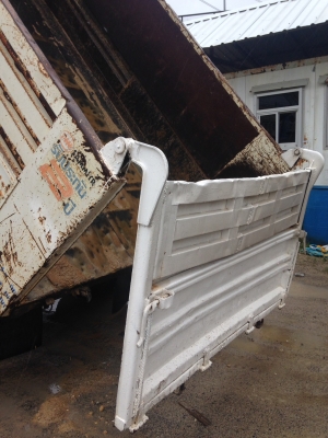 รถฮีโน่ 6 ล้อดั้ม FC9J  175 แรงม้า. ปี 53. ,  ( รถวิ่ง 3xx,xxx กม. )     สนใจติดต่อ  081 - 6079515