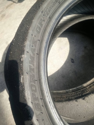 ยางสนามยี่ห้อ Bridgestone Dunlop ปี 2014 เบอร์ 120-180 สภาพสวย ดอกเต็ม