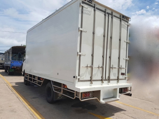 รถอีซูซุ 6 ล้อ NPR 150 แรงม้า. ปี 53. , ( ** ขาย หัว , คัชซี. )     สนใจติดต่อ  081 - 6079515