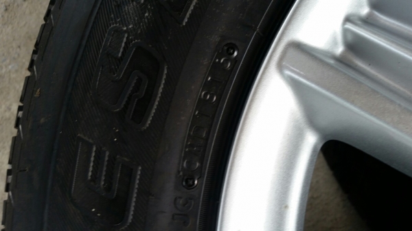 อิซูซุ 1.9 ป้ายแดงขอบ18