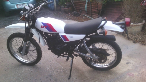 YAMAHA DT125 MONO
