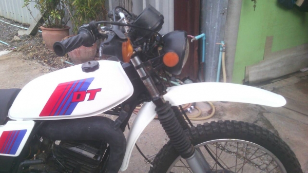 YAMAHA DT125 MONO YAMAHA DT125 MONO