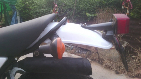 YAMAHA DT125 MONO YAMAHA DT125 MONO