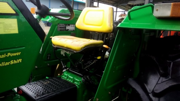 ขายด่วน จอนเดียร์ 5610 รุ่น75 แรงม้า ใหม่มากๆ