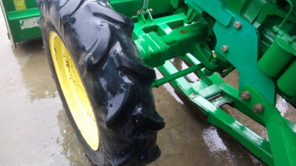 จอนเดีนร์5045  สวยมากๆ  เดิมทุกชิ้น