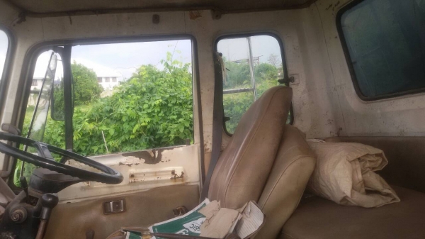 ขายรถบรรทุกดั้ม 2 เพลา HINO F18