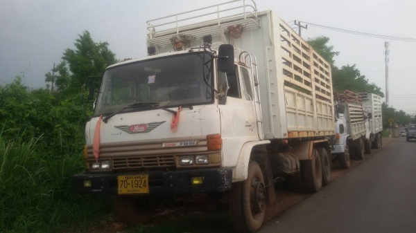 ขายรถบรรทุกดั้ม 2 เพลา HINO F18