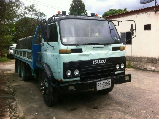 สิบล้อ อีซูชุ JCM 6BF1-175แรง powar พื้นเรียบ ช่วงยาว7ม สภาพดีใช้งานประจำ เล่มทะเบียนพร้อมโอน