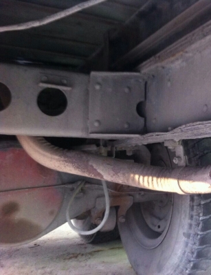 สิบล้อ อีซูชุ JCM 6BF1-175แรง powar พื้นเรียบ ช่วงยาว7ม สภาพดีใช้งานประจำ เล่มทะเบียนพร้อมโอน