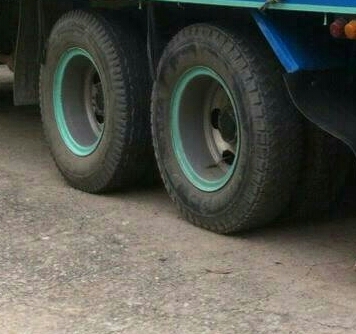 สิบล้อ อีซูชุ JCM 6BF1-175แรง powar พื้นเรียบ ช่วงยาว7ม สภาพดีใช้งานประจำ เล่มทะเบียนพร้อมโอน