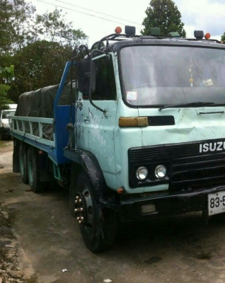 สิบล้อ อีซูชุ JCM 6BF1-175แรง powar พื้นเรียบ ช่วงยาว7ม สภาพดีใช้งานประจำ เล่มทะเบียนพร้อมโอน