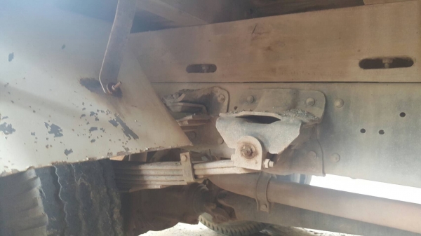 ขาย 6 ล้อ HINO ปี 49 กระบะยาว 4.30 เมตร ติดเครน KATO 3 ตัน เครื่อง WO4D-TK 125 แรงม้า คัสซีสวยตลอดเส้น แอร์เย็น รถพร้อมใช้ ทะเบียนพร้อมโอนครับ