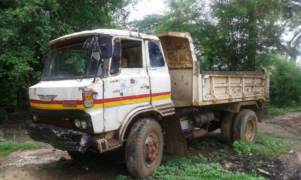 ขาย 6 ล้อดั้ม ยาง 900 ไม่มีทะเบียน คัสซีหัวยาว เครื่อง 6BB1 145 แรงม้า เฟืองท้ายใหญ่ พวงมาลัยพาวเวอร์ รถใช้งานได้ปกติครับ