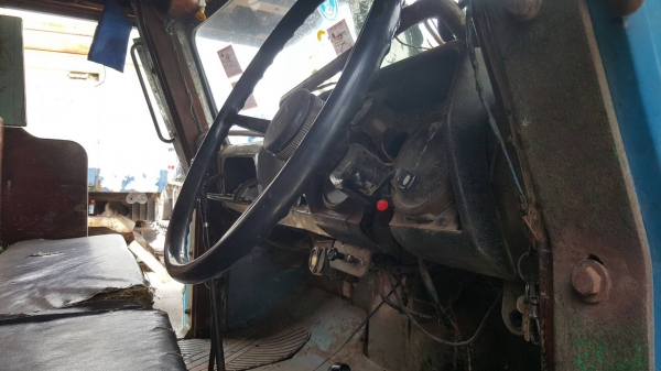 ขาย 10 ล้อ หัวยาวดั้ม เพลาเดียว เครื่อง HO7C 180 แรงม้า เกียร์ HO เฟืองท้ายใหญ่ เบรคทิฟฟี่ มีสโลว์กลาง พวงมาลัยพาวเวอร์ ทะเบียนครบ