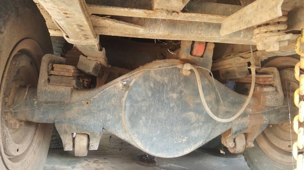 ขาย 10 ล้อ หัวยาวดั้ม เพลาเดียว เครื่อง HO7C 180 แรงม้า เกียร์ HO เฟืองท้ายใหญ่ เบรคทิฟฟี่ มีสโลว์กลาง พวงมาลัยพาวเวอร์ ทะเบียนครบ