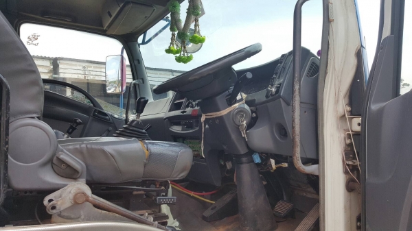 ขาย รถบรรทุก 12 ล้อ ISUZU FVZ 300 แรงม้า ปี 52 กระบะดั้มพร้อมชุดดั้มมีให้ครบ เอกสารเล่มทะเบียนพร้อมโอนครับ