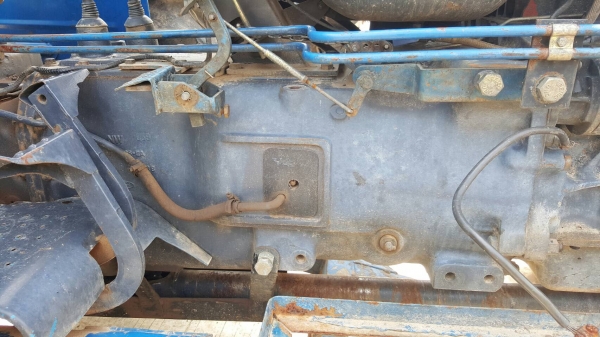 ขาย รถไถ 2 เพลา FORD NEW HOLLAND 6610 คานหน้า CARRARO ยางสวย อุปกรณ์มีผานดันหน้า และผาน 4 เอกสารเล่มทะเบียนครบ