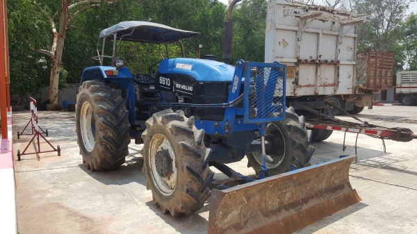 ขาย รถไถ 2 เพลา FORD NEW HOLLAND 6610 คานหน้า CARRARO ยางสวย อุปกรณ์มีผานดันหน้า และผาน 4 เอกสารเล่มทะเบียนครบ