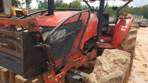 ขาย รถไถ KUBOTA M9540 ปี 51 อุกรณ์มีแค่ผานดันหน้า เอกสารเล่มทะเบียนครบ ขายตามสภาพ ดูรายละเอียดให้ครบก่อน จะซื้อจริงๆค่อยโทรมาครับ