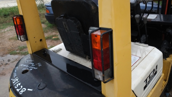 ขายรถโฟร์คลิฟท์ TCM เก่านอก นำเข้าจากญี่ปุ่น เบนซิน ยังไม่ได้ใช้งานบ้านเรา สภาพใหม่ ยกสินค้าได้ 1500 กิโล เสาสูง 3 เมตร