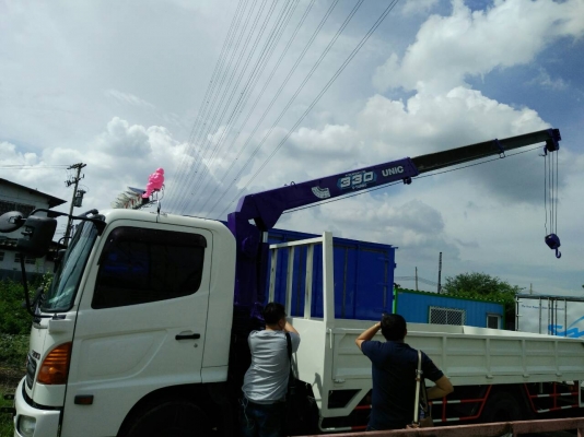 ขายๆ (ขายแล้ว) ครับ หกล้อ ฮีโน่ ซีรี500 FC9J175ปี53 ติดเครน UNIC 3.30ตัน ช่วงยาว5 50ม  เล่มทะเบียนพร้อมโอน ราคา950,000บ