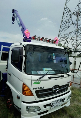 ขายๆ (ขายแล้ว) ครับ หกล้อ ฮีโน่ ซีรี500 FC9J175ปี53 ติดเครน UNIC 3.30ตัน ช่วงยาว5 50ม  เล่มทะเบียนพร้อมโอน ราคา950,000บ