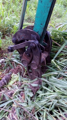 ขายรถแบคโฮ KOBELCO SK50UU มีหัวคีปไม้กับบุ้งกี๋ สามารถคีปไม้ใส่รถ 10 ล้อรั้งสูง 8 ขั้นได้เลย ราคา 200000