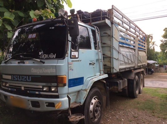 ขายรถบรรทุก 10 ล้อดัมพ์ ISUZU ROCKY 240 แรงม้านางฟ้าแท้ ใส่เครื่อง 260 แรงม้า มีระบบลากพ่วง ราคา 950000