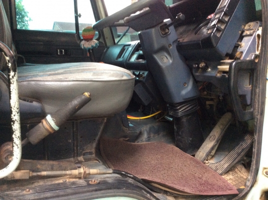 ขายรถบรรทุก 10 ล้อดัมพ์ ISUZU ROCKY 240 แรงม้านางฟ้าแท้ ใส่เครื่อง 260 แรงม้า มีระบบลากพ่วง ราคา 950000