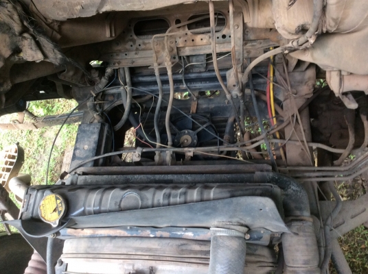 ขายรถบรรทุก 10 ล้อดัมพ์ ISUZU ROCKY 240 แรงม้านางฟ้าแท้ ใส่เครื่อง 260 แรงม้า มีระบบลากพ่วง ราคา 950000