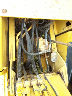 ขายด่วนๆ!! >>> Komatsu Pc200 รุ่น 8 <<< รถสวยพร้อมใช้งาน ราคา 1,590,000 บาท ขายด่วนๆ!! >>> Komatsu Pc200 รุ่น 8 <<< รถสวยพร้อมใช้งาน ราคา 1,590,000 บาท