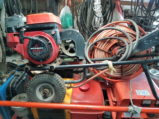 ชุดปั้มฉีดยาแบบมีล้อ เก่าญี่ปุ่น พร้อมใช้งาน