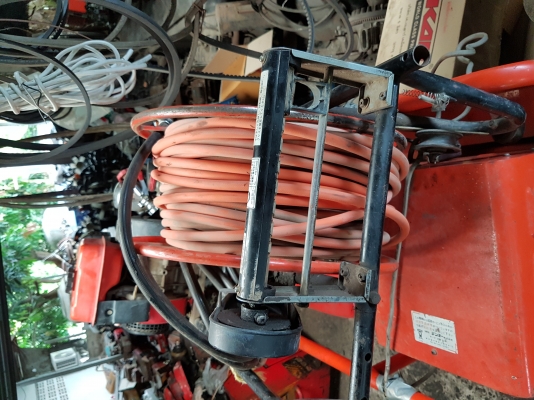 ชุดปั้มฉีดยาแบบมีล้อ เก่าญี่ปุ่น พร้อมใช้งาน