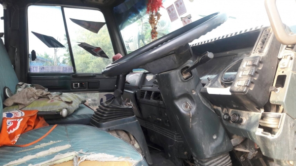 ราคา1,000,000บ สิบล้อ อีซูชุ ร็อค 230โบว์อินเตอร์ แม่ลูก 2เพา ดั้มมีเนียม ช่วงล่าง240 เกรียร์ฟูเลอร์ สภาพดีสวยบางเดิมพร้อมใช้งาน ทะเบียนพร้อมโอน ราคา1,000,000บ สิบล้อ อีซูชุ ร็อค 230โบว์อินเตอร์ แม่ลูก 2เพา ดั้มมีเนียม ช่วงล่าง240 เกรียร์ฟูเลอร์ สภาพดีสวยบางเดิมพร้อมใช้งาน ทะเบียนพร้อมโอน