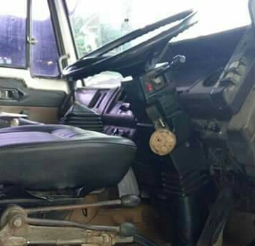 ราคา1,000,000บ สิบล้อ อีซูชุ ร็อค 230โบว์อินเตอร์ แม่ลูก 2เพา ดั้มมีเนียม ช่วงล่าง240 เกรียร์ฟูเลอร์ สภาพดีสวยบางเดิมพร้อมใช้งาน ทะเบียนพร้อมโอน ราคา1,000,000บ สิบล้อ อีซูชุ ร็อค 230โบว์อินเตอร์ แม่ลูก 2เพา ดั้มมีเนียม ช่วงล่าง240 เกรียร์ฟูเลอร์ สภาพดีสวยบางเดิมพร้อมใช้งาน ทะเบียนพร้อมโอน