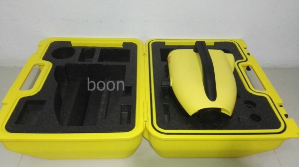 ขายกล้องระดับดิจิตอล LEICA SPRINTER 150M สภาพ90\% พร้อมสต๊าฟบาร์โค๊ต4เมตรใหม่ ขาใหม่