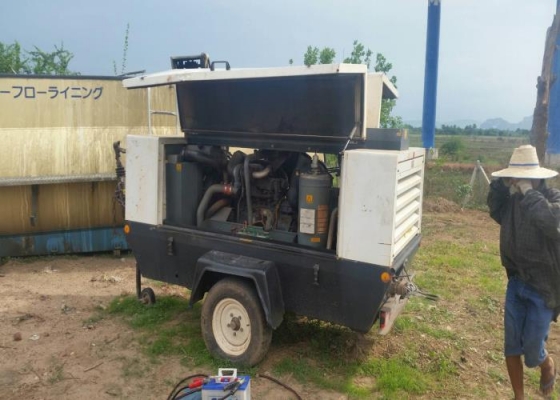 เครื่องปั้มลม 18 BAR ยี่ห้อ ATLAS เครื่องดีเชล 4 สูบ เทอร์โบ มีล้อลาก เก่าญี่ปุ่น