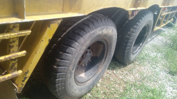 ขายด่วนรถเทนเลอร10ล้อ2เพลาเครือง300แรงยาว8.20เมตร