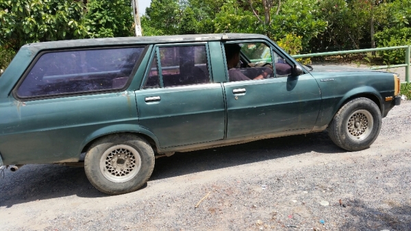 ทะเบียนสวย แถมรถ l200 แวน ขับโอน ขาย 23,000 บาท