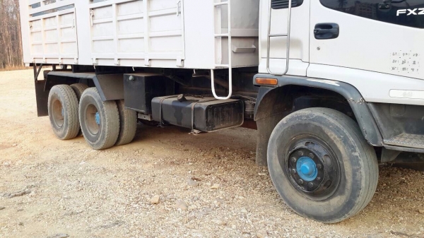 ขายรถสิบล้อดั้ม 270 ยูโรวัน ปี 45