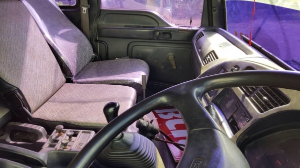 ขายรถสิบล้อดั้ม 270 ยูโรวัน ปี 45