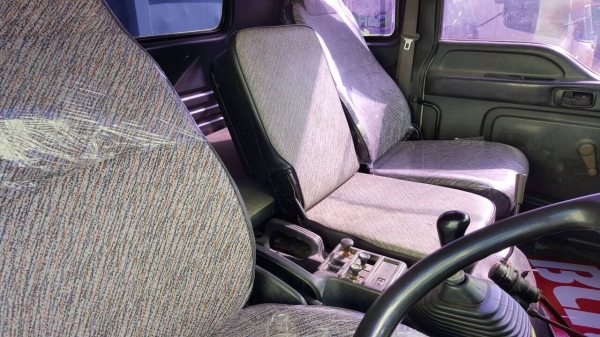 ขายรถสิบล้อดั้ม 270 ยูโรวัน ปี 45