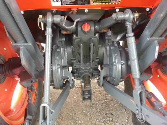 คูโบต้า L4708 4 WD ตัวเปล่าสภาพดีมากครับ