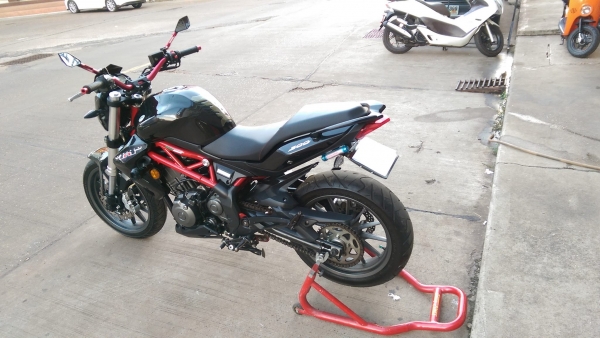 ขายคับ BENELLI TNT300S ปี2015 รถวิ่งมา11,000 โล ท่อแต่งเคฟล่าสลิปออน แฮนแต่งกระจกแต่ง กันล้ม book service ครบ กุญแจ3 ดอก ยางหน้า-หลัง โซ่ สเตอร์เต็ม ราคา 99500 บาท ส่งได้ทั่วไทยคับ สนใจติดต่อ 081-0578282 FACEBOOK ชาญณรงค์ ป๊อป ชัยอมฤต ไอดีไลน์ POPBIGBIKES